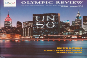 Buch mit dem Titel "Olympische Spiele: Offizielle Veröffentlichung der Olympischen Bewegung" mit einer Stadtansicht auf dem Cover, das auf einer flachen Oberfläche liegt.