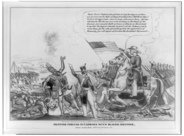 Schwarzes und weißes Foto einer Gruppe von Menschen, einige zu Pferde, mit einer Fahne im Hintergrund und Text 'Jagen von Indianern in Florida mit Bluthunden' unten.