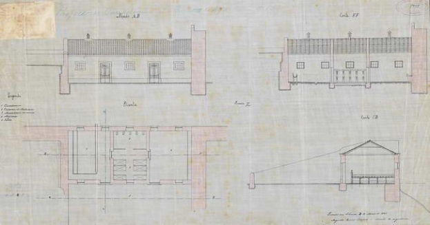 Ein detaillierter Architekturplan eines mehrfenstrigen Gebäudes, das mutmaßlich der Lageplan für eine neue Schule ist, mit umfassenden Layoutdetails und Text.