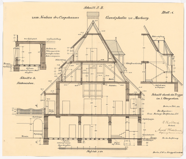 Schwarze und weiße Architekturzeichnung eines Hauses mit zahlreichen Fenstern und einem Dach, das als erstes Haus in Deutschland bezeichnet wird, begleitet von detaillierten Strukturplänen und Text.